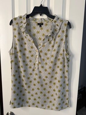 Talbots White Sleeveless Blouse with Yellow Floral and Black Dot Print